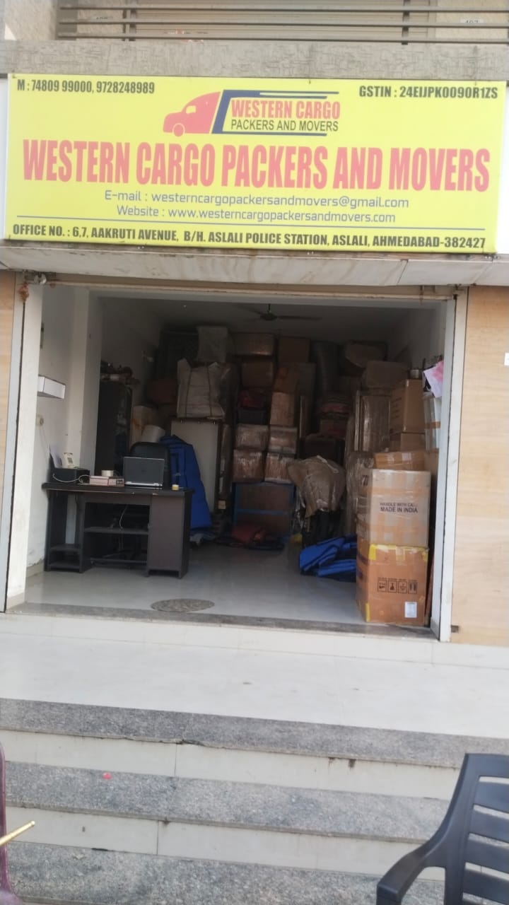 Western Cargo Packers And Movers Banner